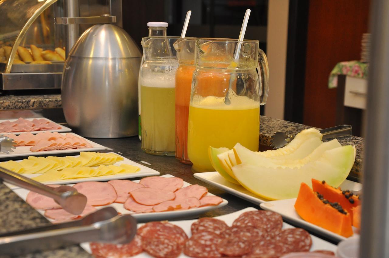Hotel Valencia Dourados Zewnętrze zdjęcie